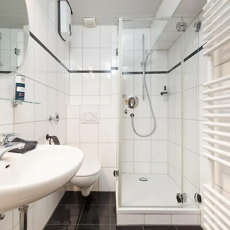 Apartment Primero City-loftdomizil 84qm Innenstadt Rathaus Gemeinschaftsterrasse 6 P *